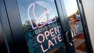 Taco Bell sales jump; plans more fried chicken 'innovation'