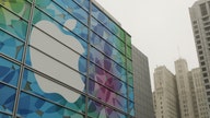 Apple Shares Drop on iPhone Sales Even as 1Q Results Top Views