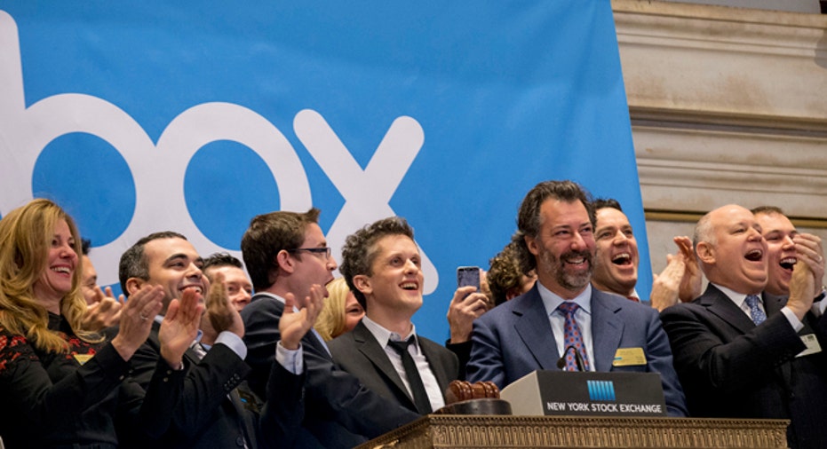 BOX-IPO/DEBUT