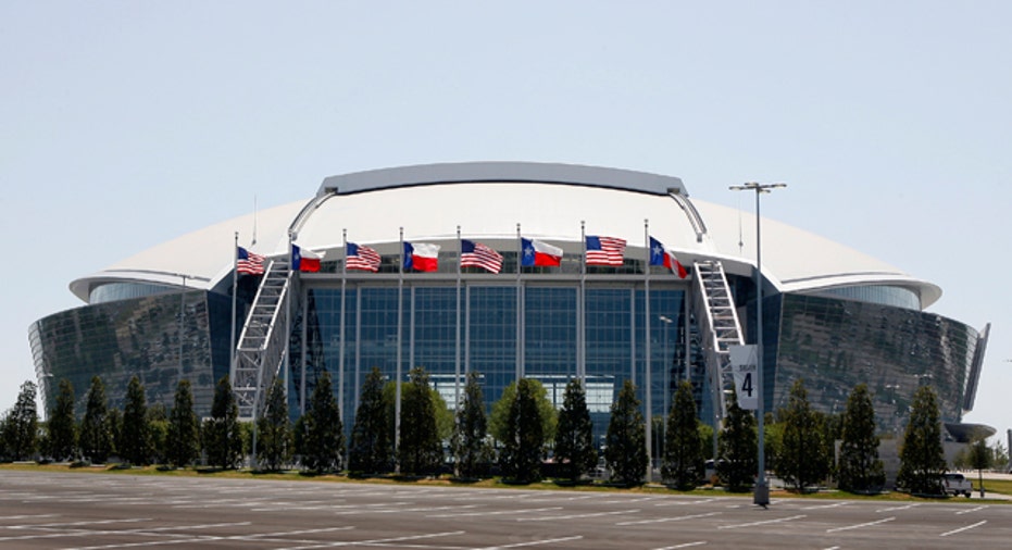 Cowboys Stadium, 640x360