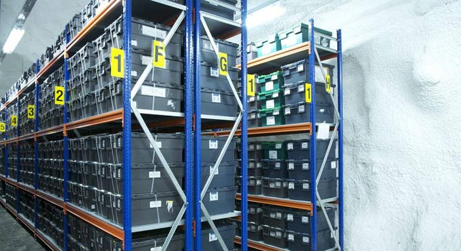 How to Prepare Household Items Before Warehouse Storage