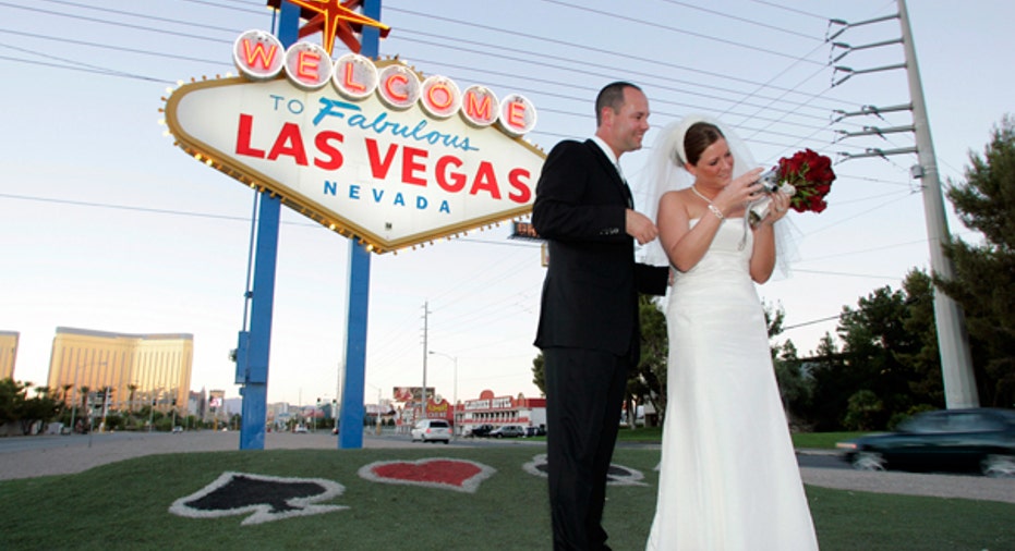 LIFE VEGAS WEDDING