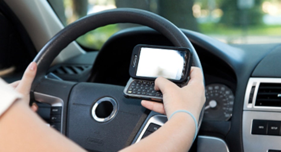 Pay Attention 6 Causes Of Distracted Driving Fox Business