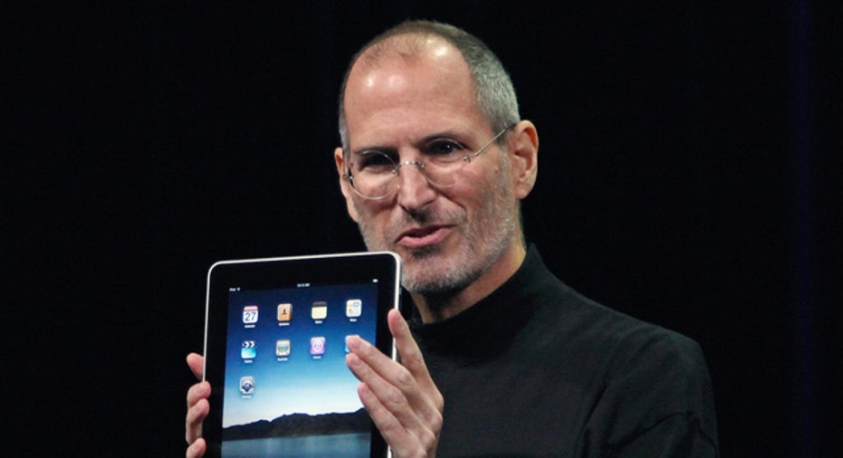 Steve Jobs Unveils iPad
