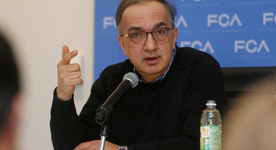 Sergio Marchionne Fiat Chrysler logo FBN