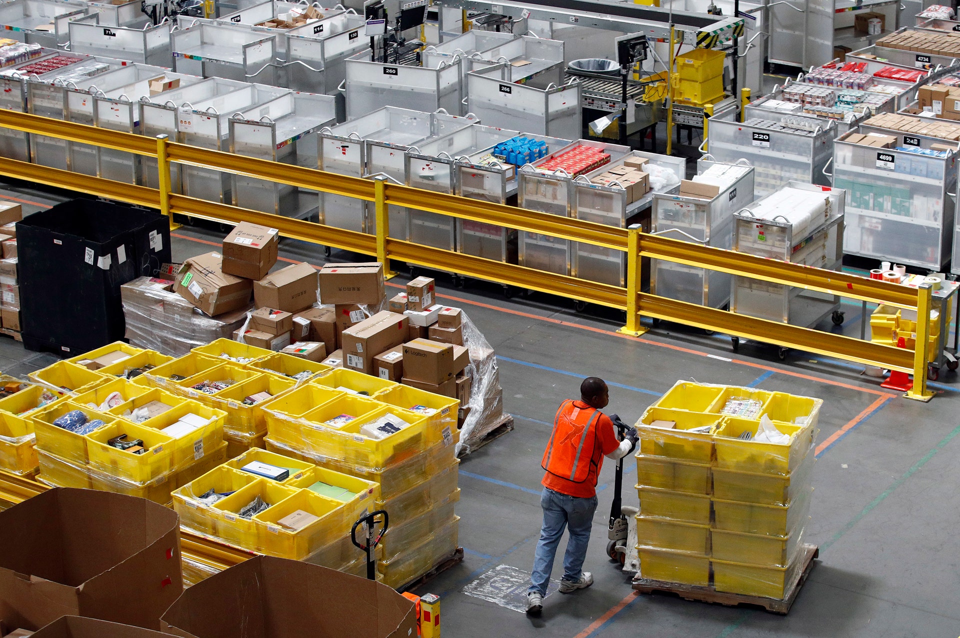 Amazon accused of underreporting work-related COVID-19 cases