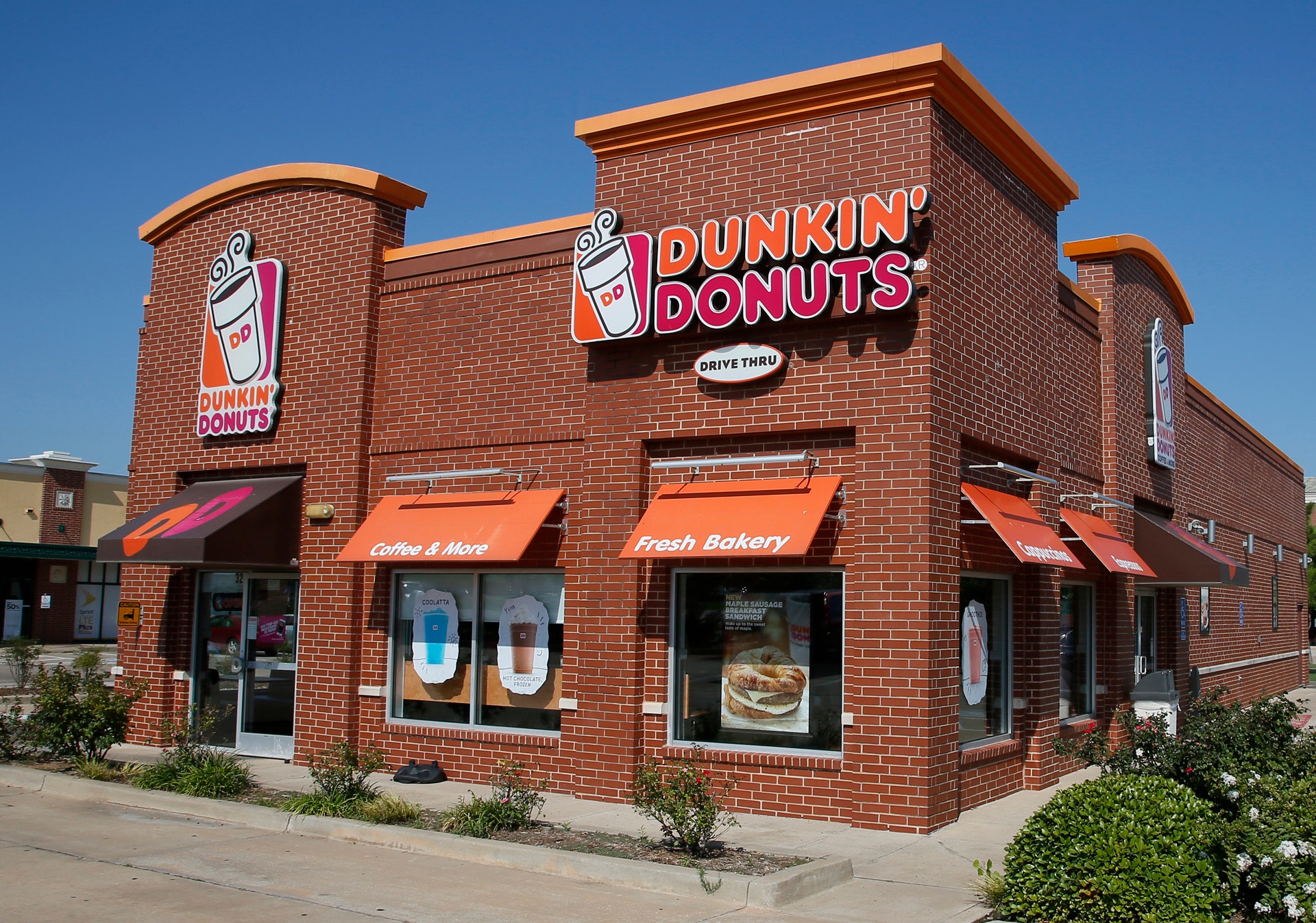 Dunkin' Brands to go private in $8.76B deal by Arby's owner - Fox Business