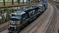 Norfolk Southern beats 2Q profit forecasts