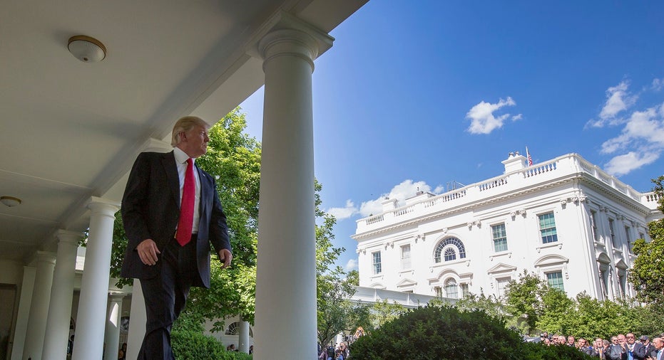 Trump walking 1 (AP)