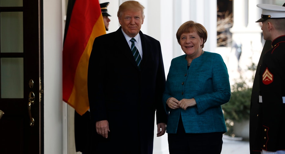 Trump Merkel Meeting FBN