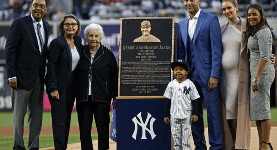 Jeter Family   Adam Hunger-USA TODAY Sports