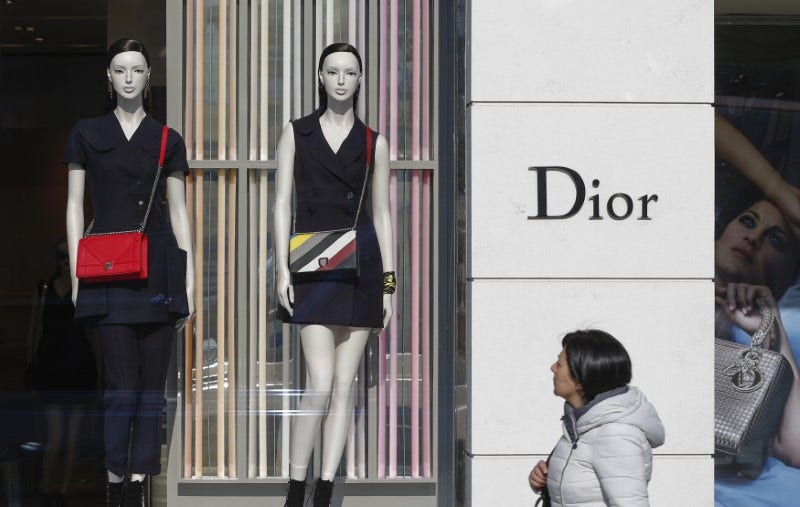 LVMH réorganise sa structure en avalant Christian Dior Couture