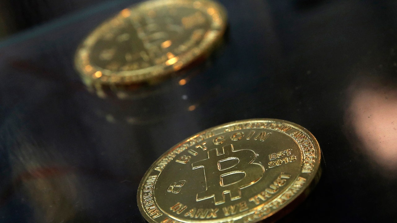 Bitcoin, Ethereum trending higher after overnight trading | Fox Business