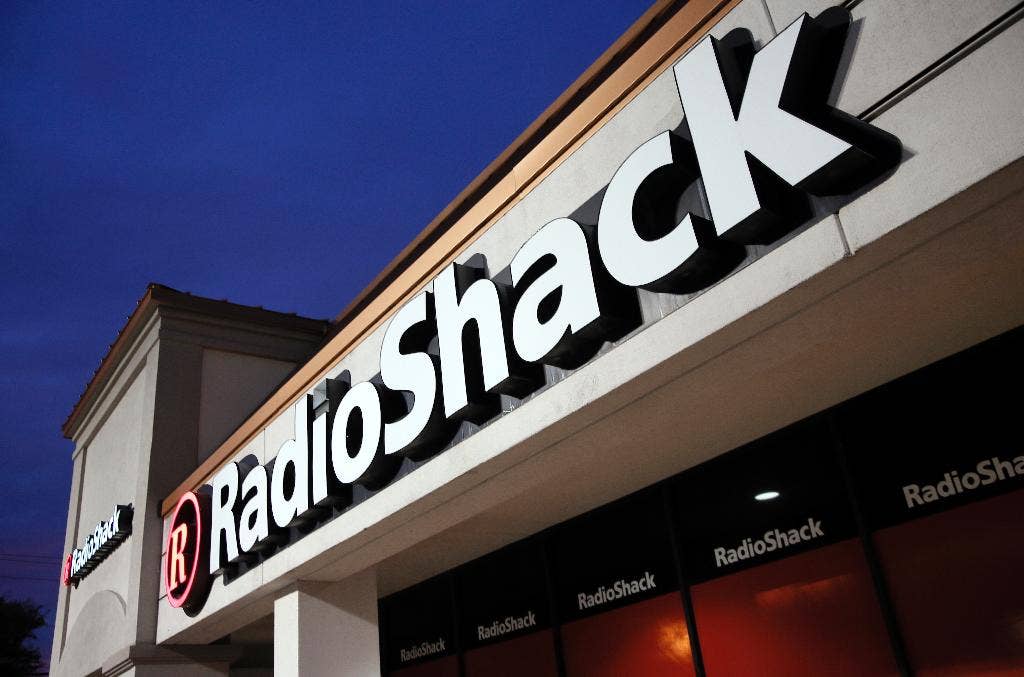 az-news-ai.blogspot.com - Retail entrepreneurs buy twice-bankrupt RadioShack with plans for online revival - Fox Business