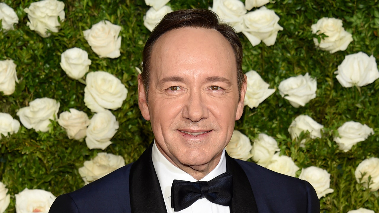 Kevin Spacey YouTube Video Urges Viewers To 'kill' Opponents 'with ...