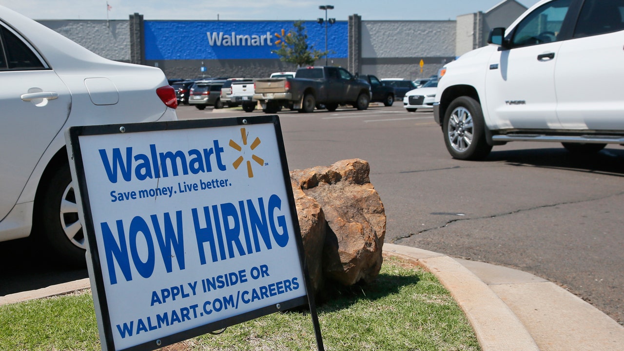 Greeson: Walmart doing college for less - and for better