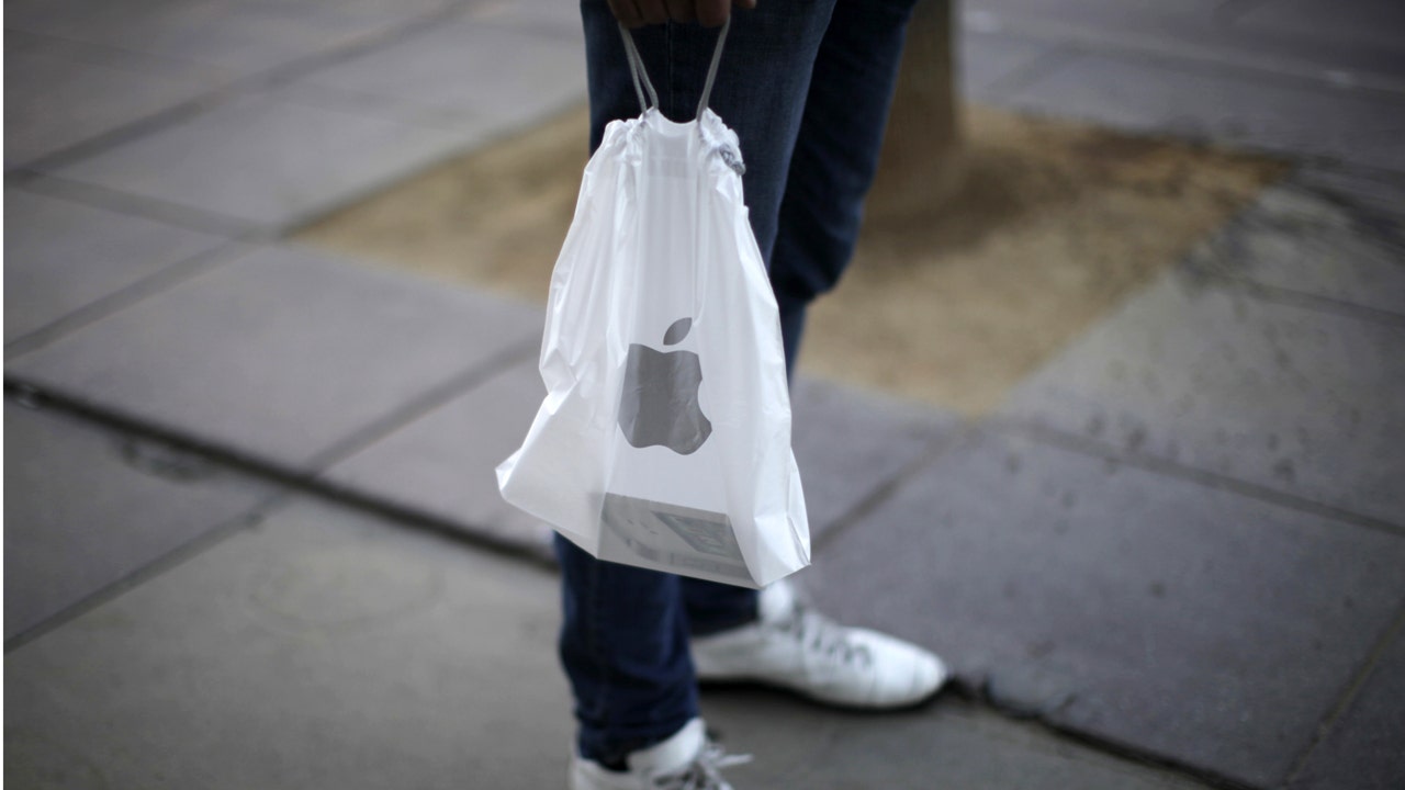 Apple's Bag Strategy Gets a Makeover