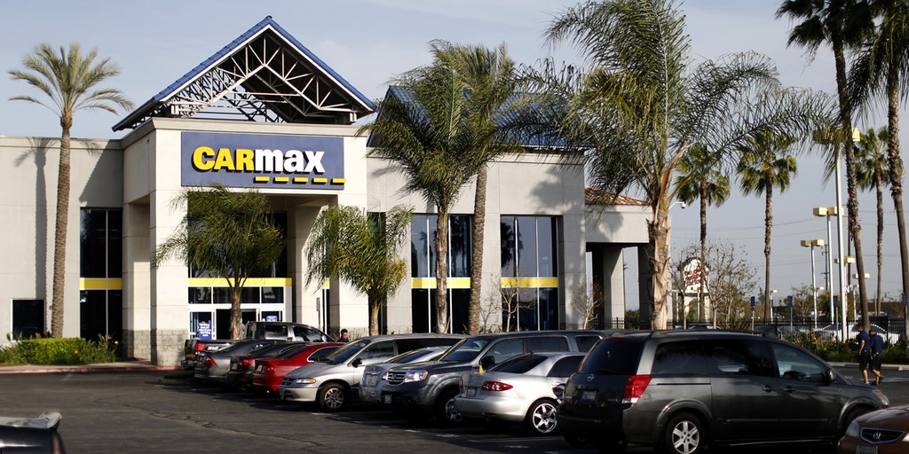 does carmax lease used cars