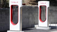 Tesla to end free use of supercharging stations