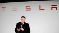 Tesla, SolarCity shareholders prepare to vote on merger