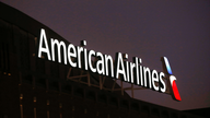 American Airlines sees profits fall in 4Q