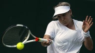 Bethanie Mattek-Sands suffers graphic knee injury at Wimbledon