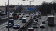 5 things to know about Germany's diesel ban case