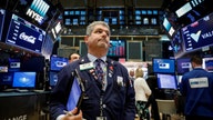 Stock futures trade lower ahead of bank earnings