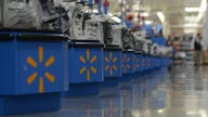 Wal-Mart Expands Move to Boycott Visa Cards in Canada
