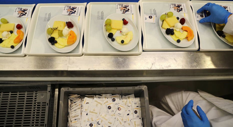 AIRLINES-CATERING-LUFTHANSA