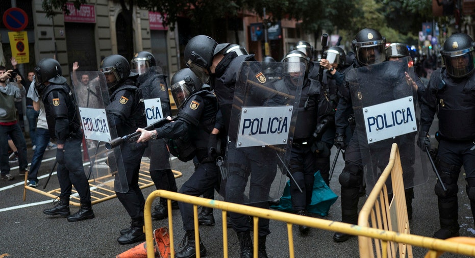 Spain Riot Police Catalonia Vote AP FBN