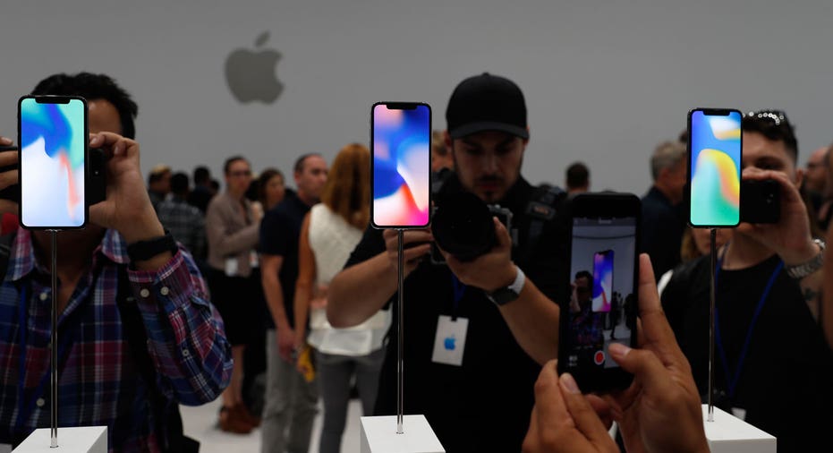 Apple iPhone X launch event FBN