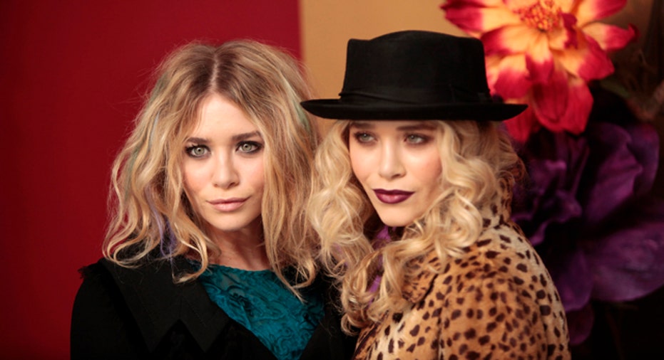 Celebrity Twins Mary-Kate and Ashley Olsen