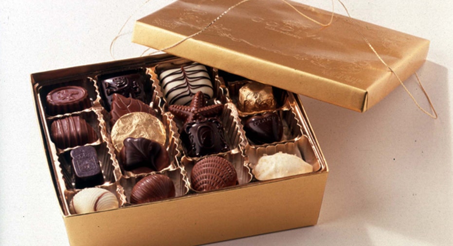 Godiva Chocolatier Christmas Ballotin (70 pc.)