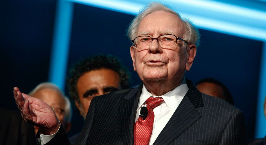 Warren Buffett at Forbes gala AP FBN