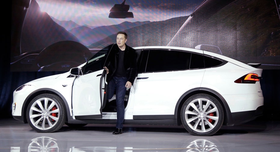 Tesla Model X AP FBN