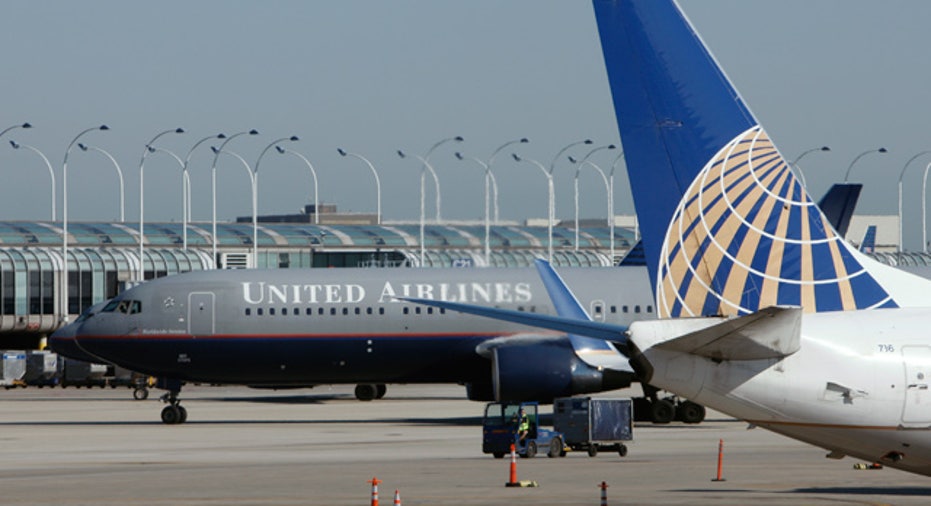 Airport_Planes_Taxiing_Travel_United_Continental