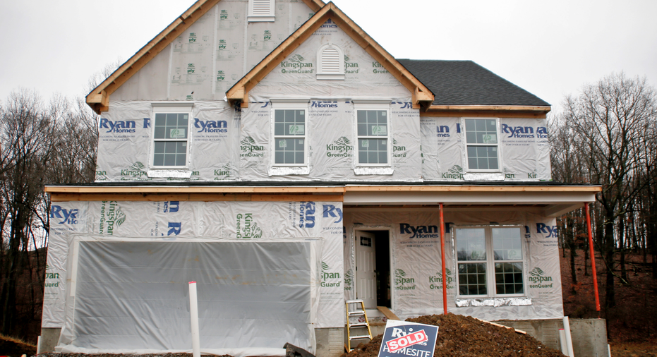 US new-home sales drop 7.8 percent in January to 593,000 | Fox Business