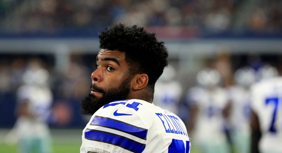 Ezekiel Elliott 2 AP FBN