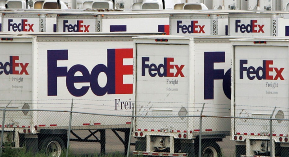FedEx_Trucks