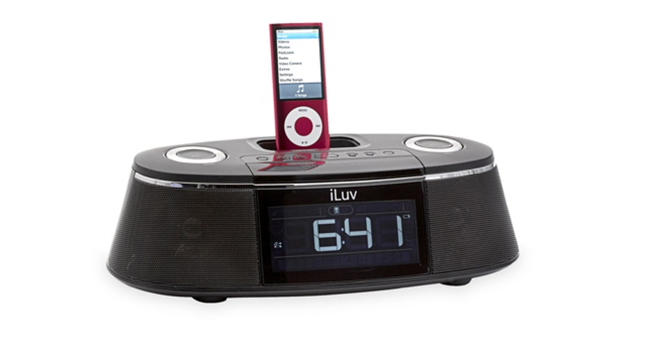 iLuv iMM178 iPod Dock Alarm Clock