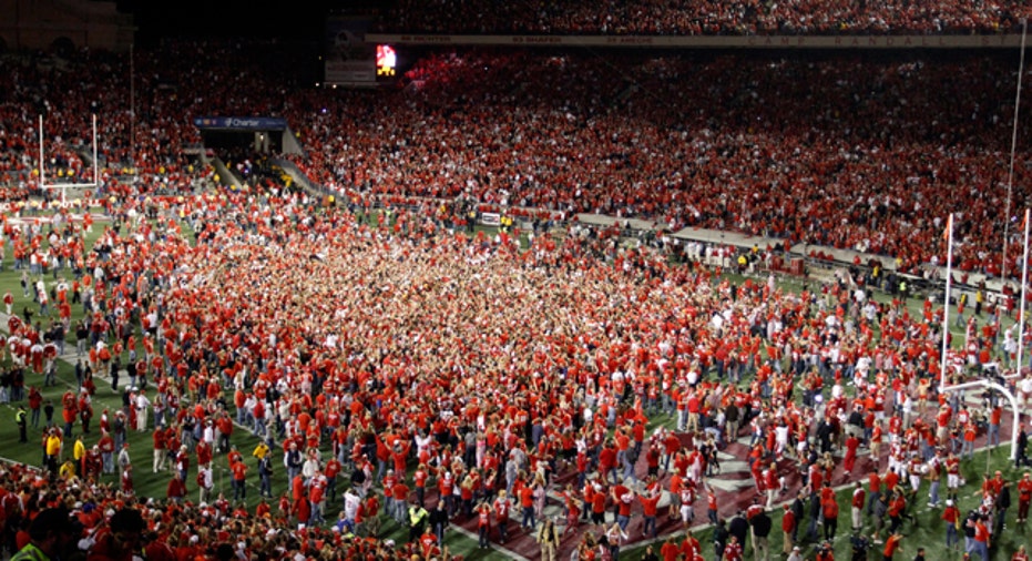 University Wisconsin Football, PF Stadium