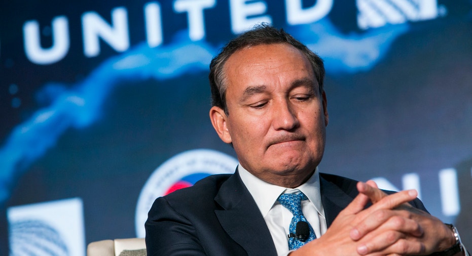 United CEO Oscar Munoz FBN