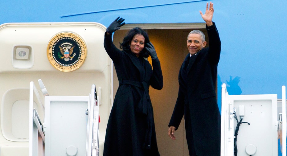 barack and michelle AP