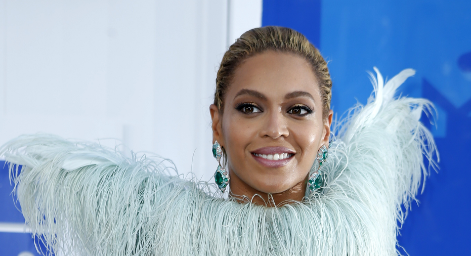 Beyonce 2016VMA Reuters