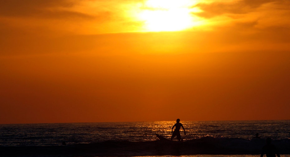 Costa Rica Surfer, Reuters