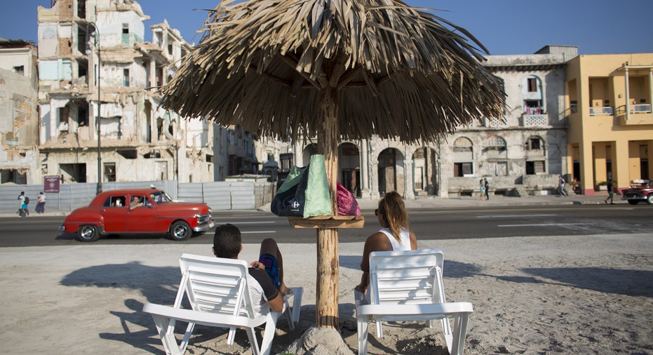 cuba, vacation, travel artificial beach