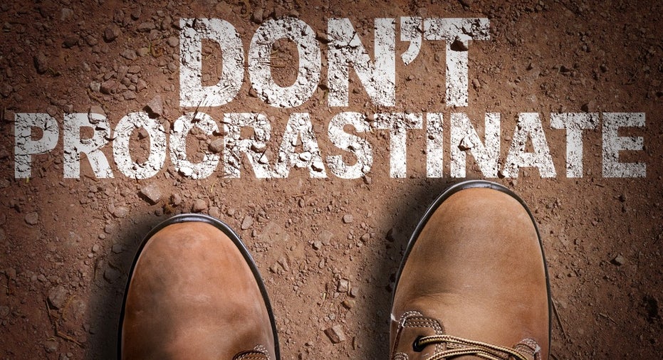 Top View of Boot on the trail with the text: Don't Procrastinate