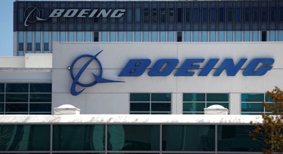 Boeing  REUTERS/Lucy Nicholson/File Photo