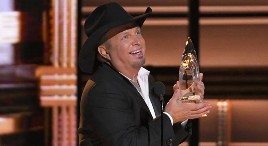 Garth Brooks CMA Reuters